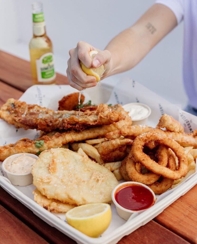 Budgewoi seafood platter