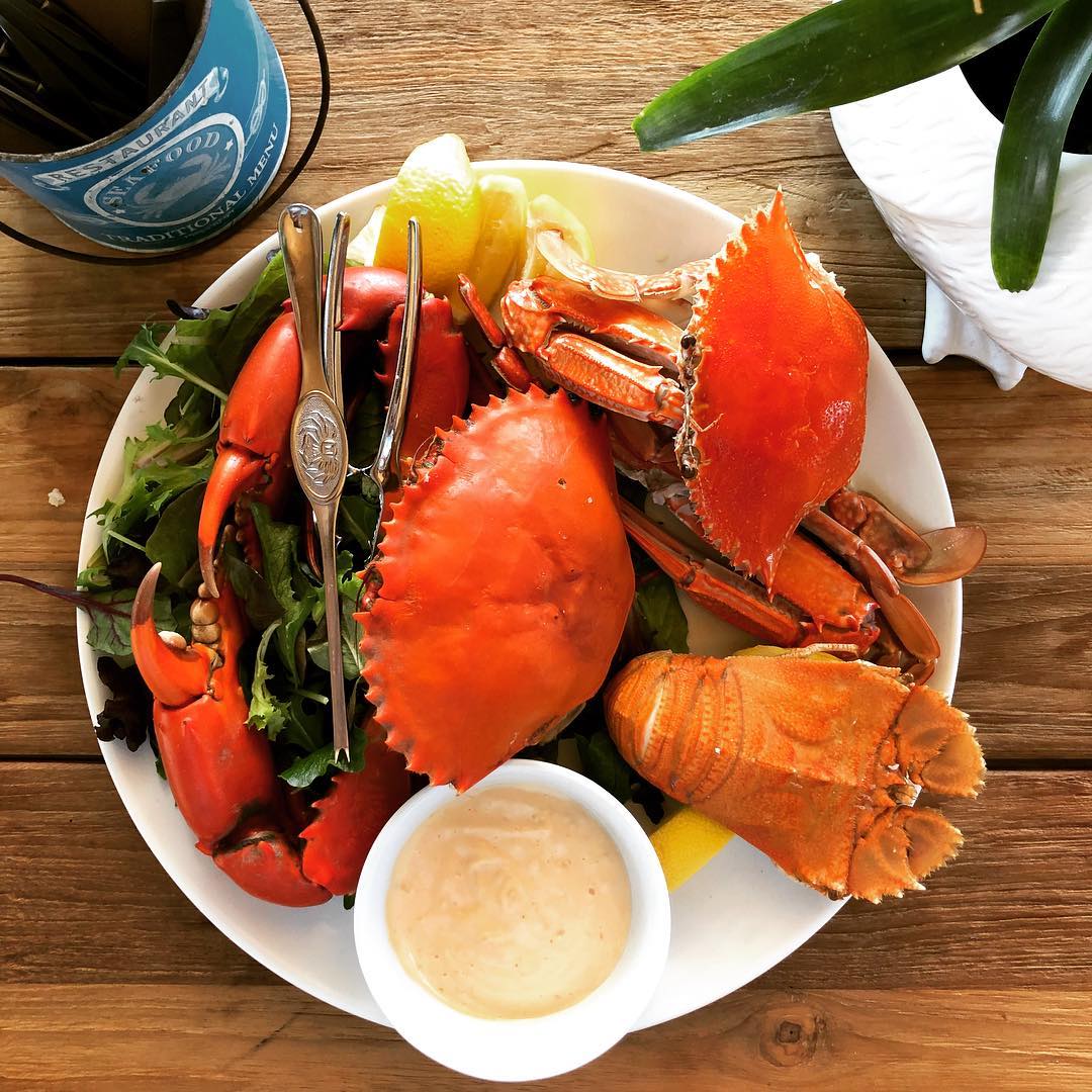 9-places-for-fresh-seafood-on-the-coast-coasties-magazine