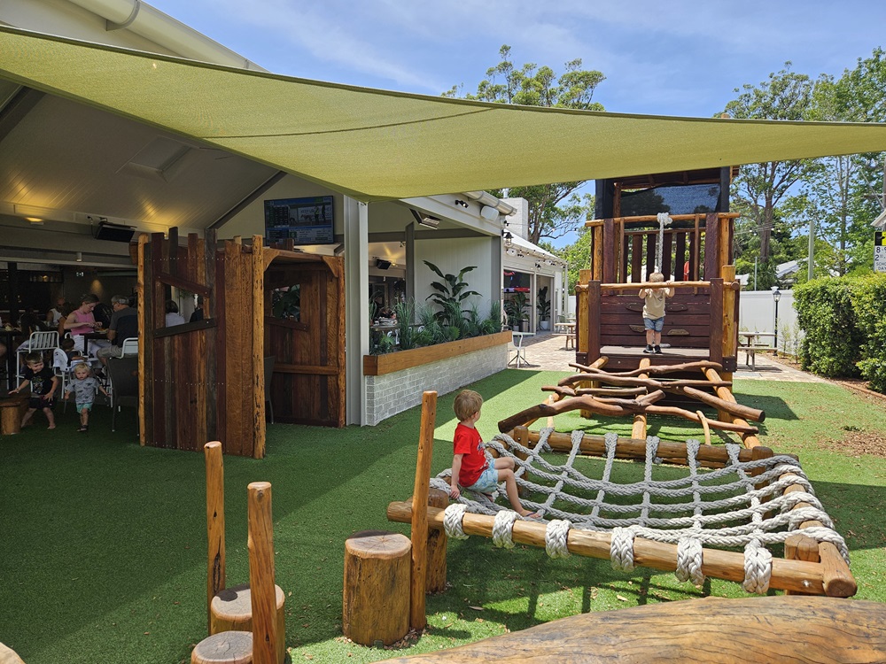 Pubs with playgrounds Central Coast
