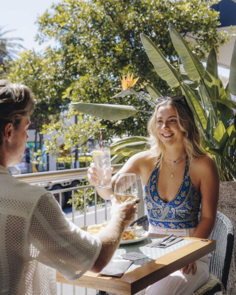 The Lakes Hotel The Entrance restaurants