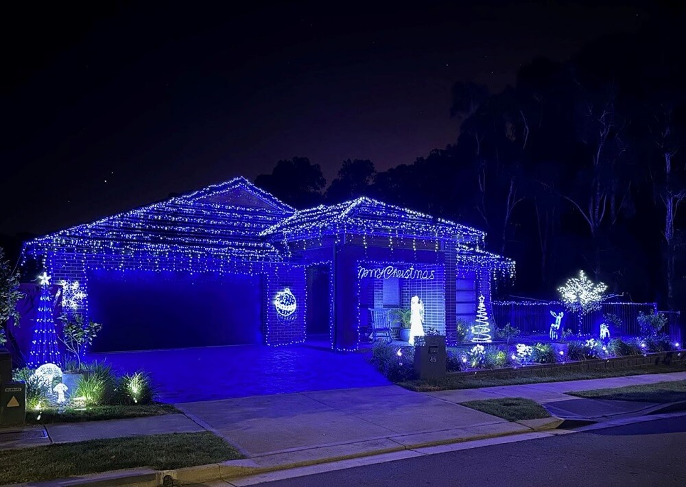 Forresters Beach Bateau Bay Christmas Lights Central Coast