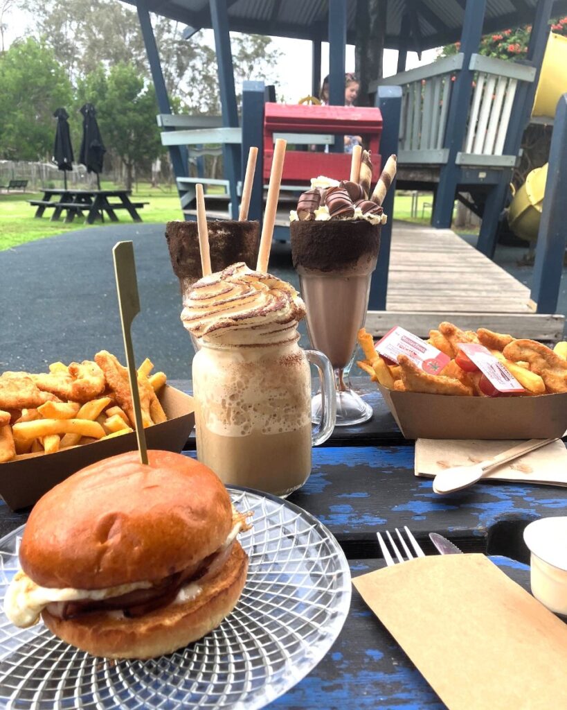 cafes with playgrounds central coast